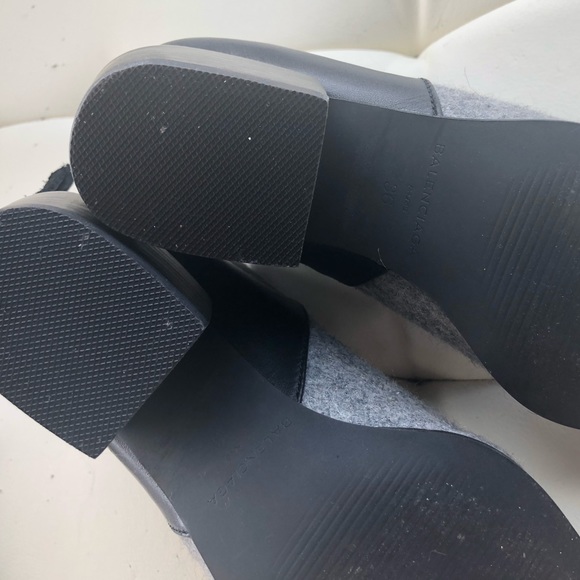 Balenciaga Leather Bootie - Picture 4 of 5